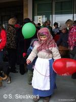 * Z DĚNÍ VE MĚSTĚ